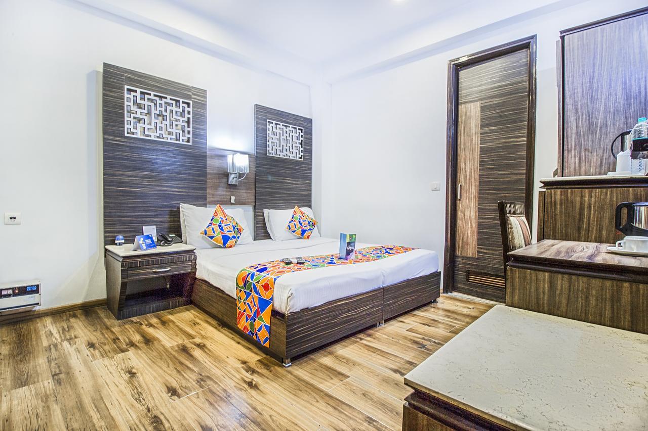 Hotel Sunstar Heights Delhi  Exterior foto
